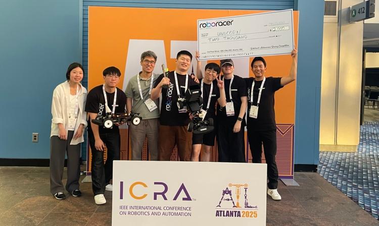 Professor Cheolhyeon Kwon's Team Wins 2nd Place at the 24th Roboracer Autonomous Grand Prix Competition