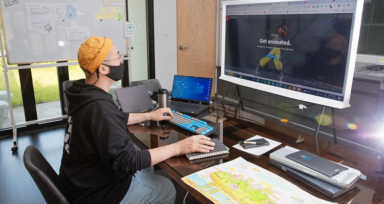 “실수의 반복, 그 순환이 더 나은 예술 만들 거에요”