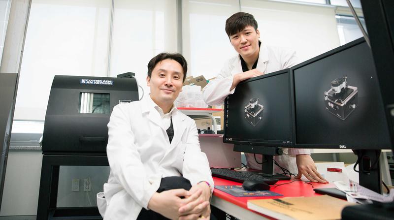 피부에 붙여도 티 나지 않는 투명한‘전자피부’나왔다