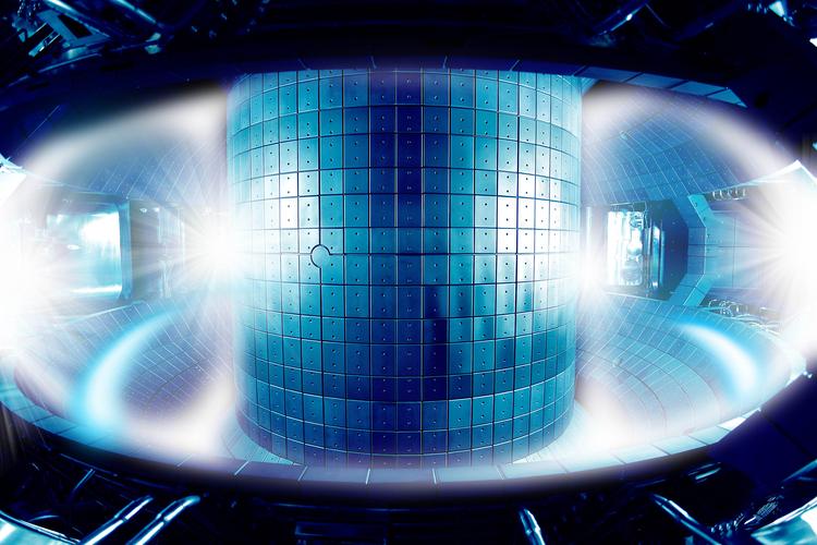 '핵융합 발전 상용화' 축배 들려면