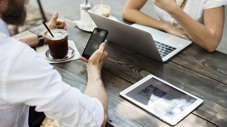 5G 시대, 출장이 줄었으면