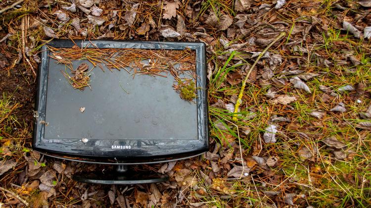 [매일시론] 브라운관과 액정